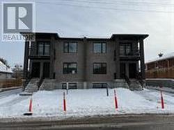 1250 TRENTON AVENUE  Ottawa, ON K1Z 8J9