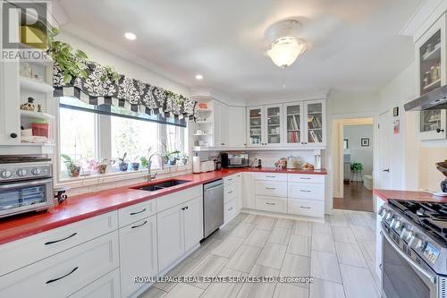 163 Bendamere Avenue, Hamilton, ON - Indoor Photo Showing Kitchen With Double Sink