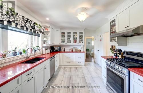 163 Bendamere Avenue, Hamilton, ON - Indoor Photo Showing Kitchen With Double Sink