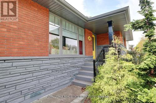 163 Bendamere Avenue, Hamilton, ON - Outdoor