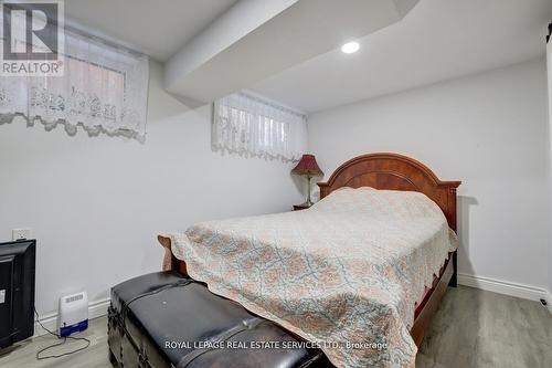 163 Bendamere Avenue, Hamilton, ON - Indoor Photo Showing Bedroom
