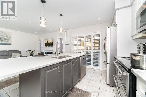 290 Beasley Terrace, Milton, ON - Indoor Photo Showing Kitchen With Upgraded Kitchen