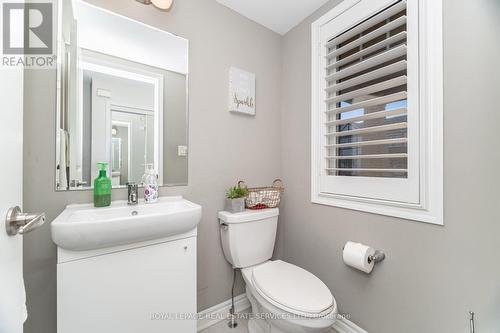290 Beasley Terrace, Milton, ON - Indoor Photo Showing Bathroom