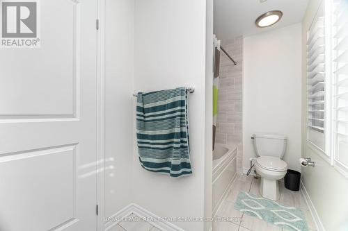 290 Beasley Terrace, Milton, ON - Indoor Photo Showing Bathroom