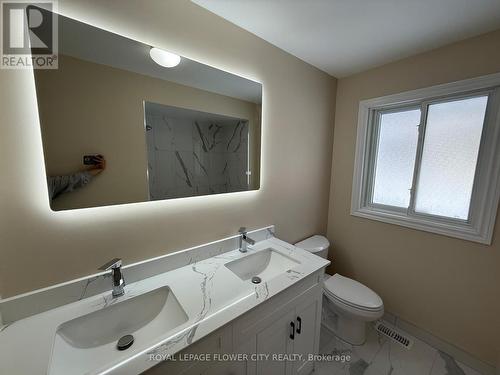 10733 Sixth Line, Halton Hills, ON - Indoor Photo Showing Bathroom