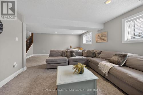 14 Max Webster Road, Brantford, ON - Indoor Photo Showing Living Room