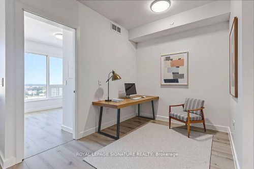 1901B-4655 Metcalfe Avenue, Mississauga, ON - Indoor