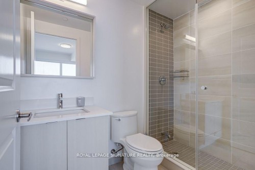 1901B-4655 Metcalfe Avenue, Mississauga, ON - Indoor Photo Showing Bathroom