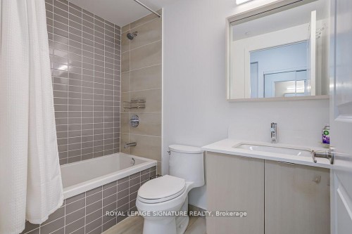 1901B-4655 Metcalfe Avenue, Mississauga, ON - Indoor Photo Showing Bathroom