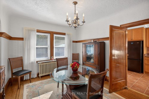 436 Maple Avenue, Hamilton, ON - Indoor Photo Showing Dining Room