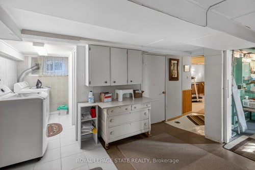 436 Maple Avenue, Hamilton, ON - Indoor Photo Showing Laundry Room