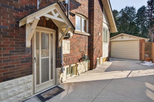 436 Maple Avenue, Hamilton, ON - Outdoor With Exterior