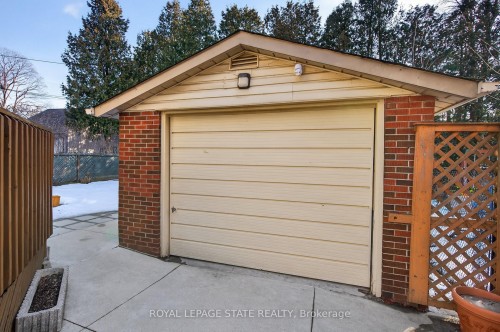 436 Maple Avenue, Hamilton, ON - Outdoor With Exterior