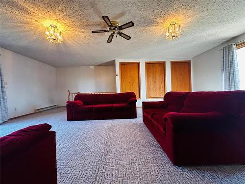 244 Centennial Crescent, Melita, MB - Indoor