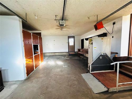 244 Centennial Crescent, Melita, MB - Indoor