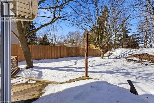 16 Thornbush Crescent, Waterloo, ON - Outdoor
