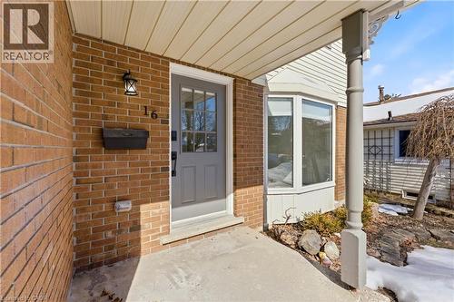 16 Thornbush Crescent, Waterloo, ON - Outdoor With Deck Patio Veranda With Exterior