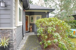 7-2319 Chilco Rd  View Royal, BC V9B 6S7