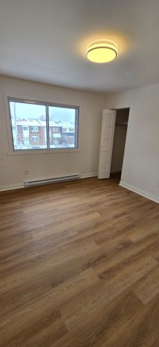 Bedroom - 2324 Boul. Keller, Montréal (Saint-Laurent), QC - Indoor Photo Showing Other Room