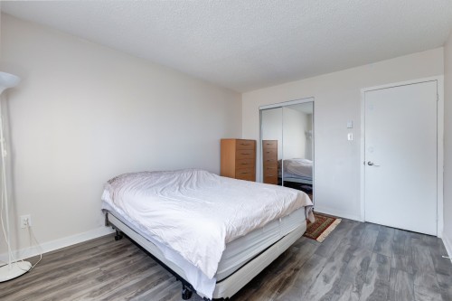 Bedroom - 302-2540 Rue St-Antoine O., Montréal (Le Sud-Ouest), QC - Indoor Photo Showing Bedroom