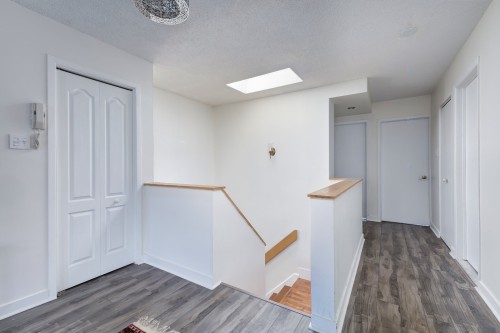 Entry - 302-2540 Rue St-Antoine O., Montréal (Le Sud-Ouest), QC - Indoor Photo Showing Other Room