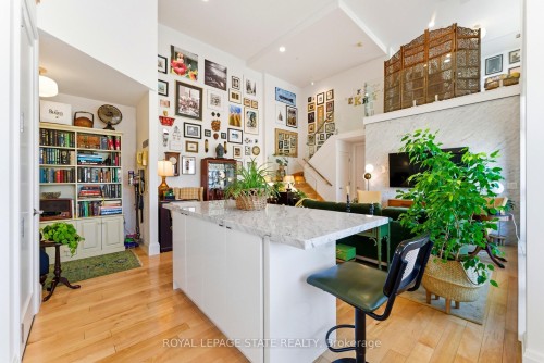 Ph4-112 King Street E, Hamilton, ON - Indoor