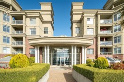 PH4-165 Kimta Rd  Victoria, BC V9A 7P1