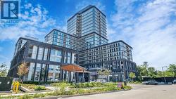 521 - 3240 WILLIAM COLTSON AVENUE  Oakville, ON L6H 8C8