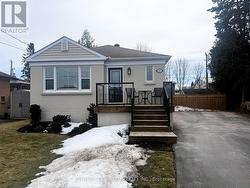 537 SHIRLEY STREET  Cobourg, ON K9A 2A4