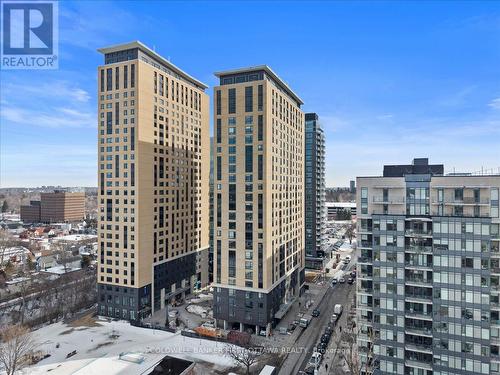 2308 - 105 CHAMPAGNE AVENUE S  Ottawa, ON K1S 4P3