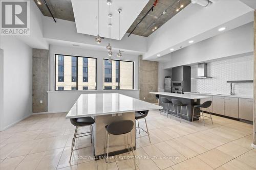 2308 - 105 Champagne Avenue S, Ottawa, ON - Indoor Photo Showing Kitchen
