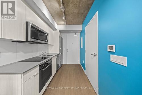 2308 - 105 Champagne Avenue S, Ottawa, ON - Indoor Photo Showing Kitchen