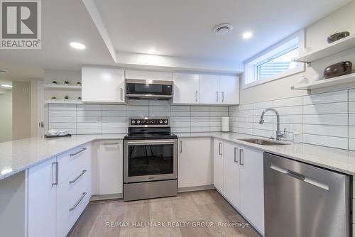 2160 Lambeth Walk, Ottawa, ON - Indoor Photo Showing Kitchen With Upgraded Kitchen