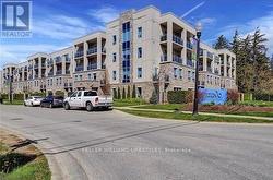 202 - 320 SUGARCREEK TRAIL  London North (North R), ON N6H 2M6