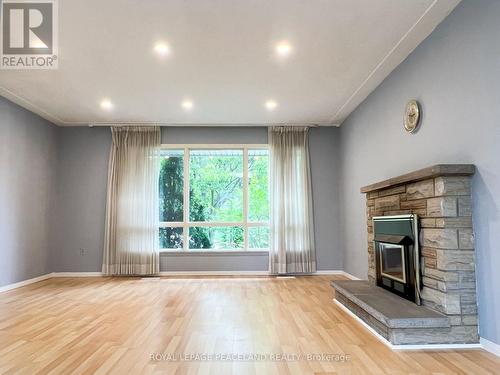 403 Denlow Avenue, Hamilton, ON - Indoor With Fireplace