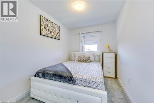 51 Sparrow Avenue Unit# 90, Cambridge, ON - Indoor Photo Showing Bedroom