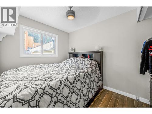 494 Killarney Way, Vernon, BC - Indoor Photo Showing Bedroom