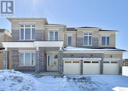33 CECIL SAUNDERS DRIVE  Georgina, ON L4P 0T3
