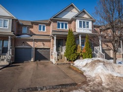 88 Burgess Crescent  Newmarket, ON L3X 2T8