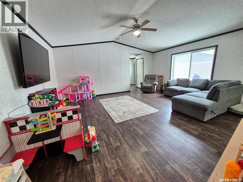 151 2Nd Avenue, Bengough, SK - Indoor Photo Showing Other Room