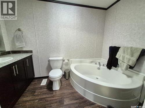 151 2Nd Avenue, Bengough, SK - Indoor Photo Showing Bathroom