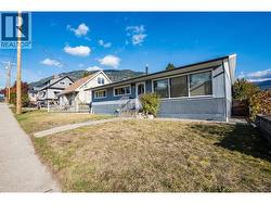 567 7th Avenue  Castlegar, BC V1N 1M2
