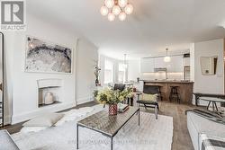 2A - 795 COLLEGE STREET  Toronto, ON M6G 1C7