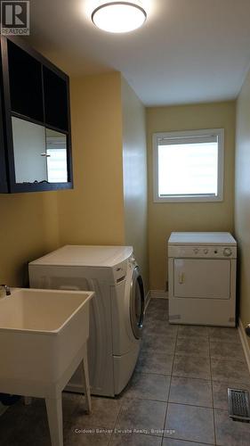 20 Goldnugget Road, Brampton, ON - Indoor Photo Showing Laundry Room