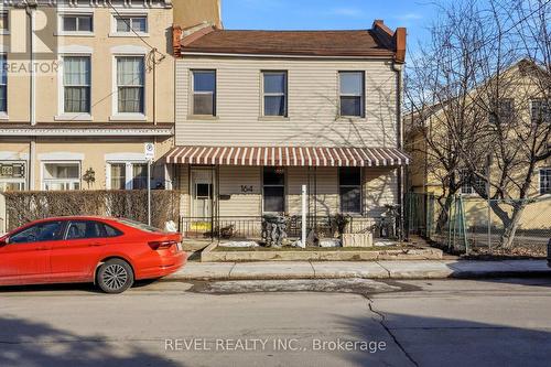164 Macnab Street N, Hamilton, ON - Outdoor