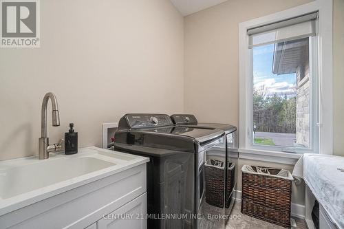 6470 Apple Orchard Road, Ottawa, ON - Indoor Photo Showing Laundry Room