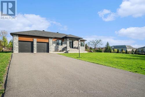 6470 Apple Orchard Road, Ottawa, ON - Outdoor
