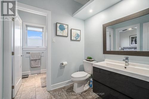 6470 Apple Orchard Road, Ottawa, ON - Indoor Photo Showing Bathroom