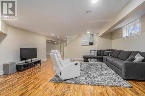 6470 Apple Orchard Road, Ottawa, ON - Indoor Photo Showing Living Room