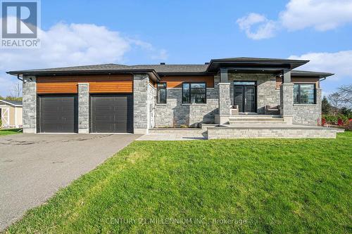 6470 Apple Orchard Road, Ottawa, ON - Outdoor
